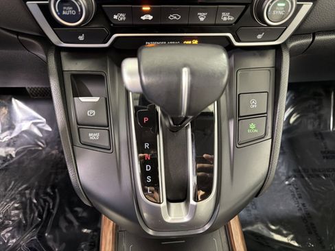 Used 2022 Honda CR-V Touring image 24