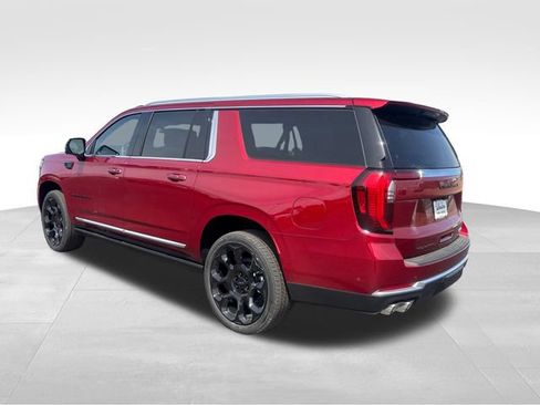 New 2026 GMC Yukon XL Denali w/ Denali Reserve Package AWD/4WD image 3
