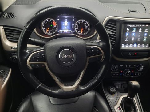 Used 2018 Jeep Cherokee Limited AWD/4WD image 22