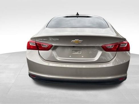 Used 2022 Chevrolet Malibu LS image 6