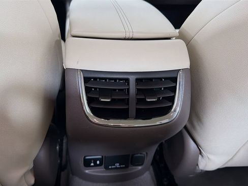 Used 2024 Chevrolet Malibu LT FWD image 26