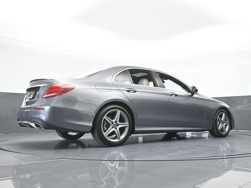 Used 2019 Mercedes-Benz E 300 image 63