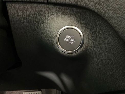 New 2026 Volvo XC40 B5 Plus w/ Protection Package Premier image 25
