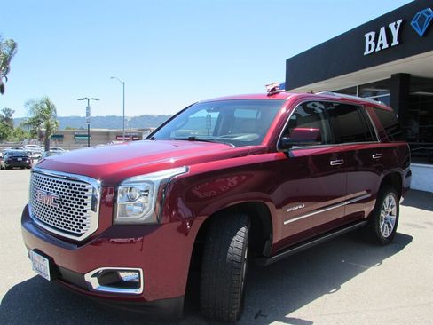 Used 2016 GMC Yukon Denali w/ Open Road Package RWD image 3