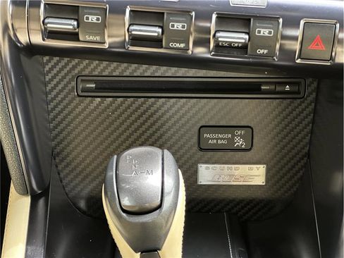 Used 2015 Nissan GT-R Premium AWD/4WD image 25