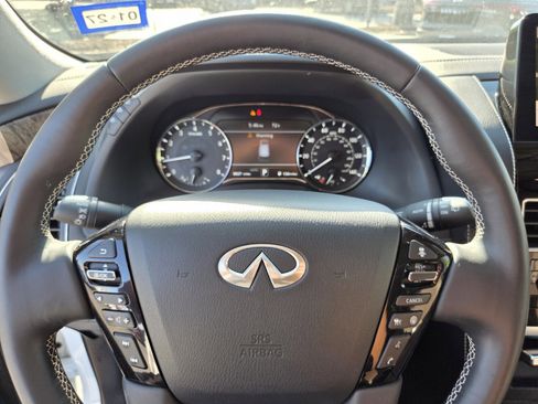 Used 2023 INFINITI QX80 Premium Select w/ Cargo Package image 25