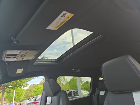 New 2026 Honda Odyssey Sport-L image 32