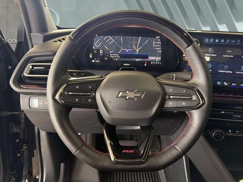 Used 2025 Chevrolet Traverse RS w/ LPO, Floor Liner Package FWD image 14