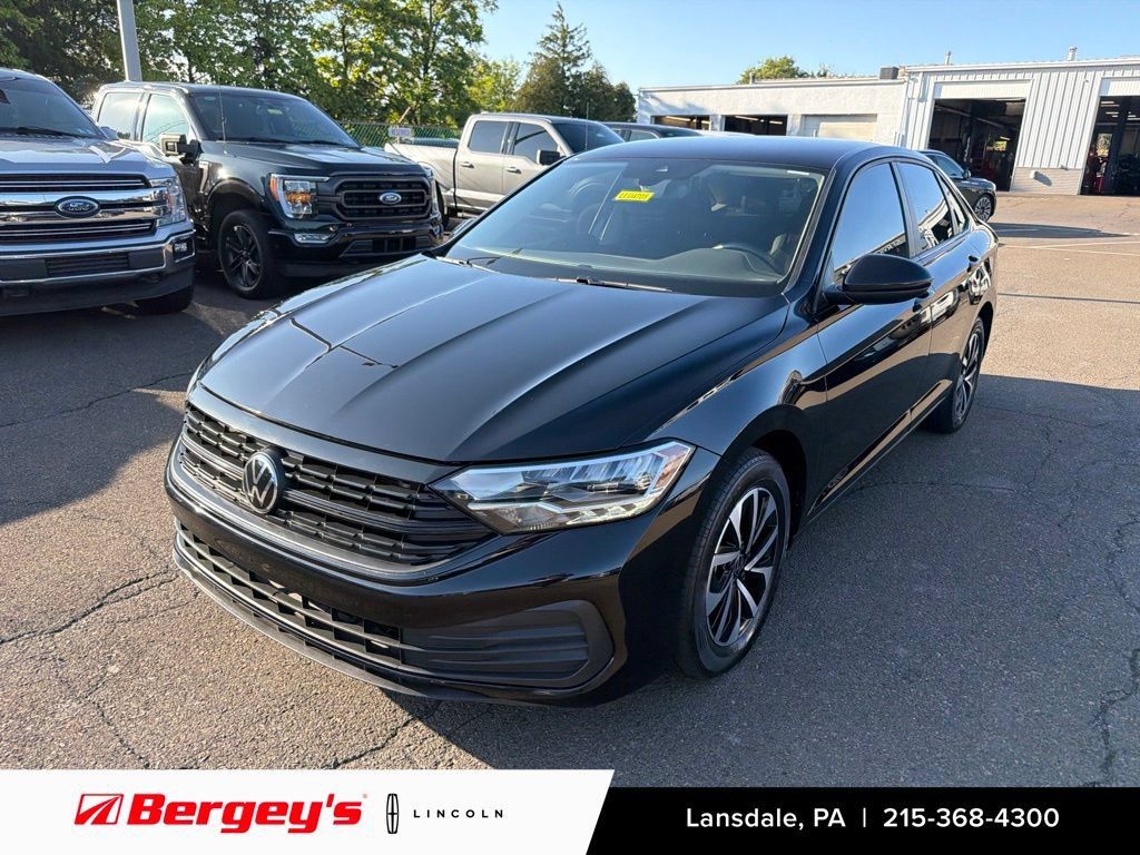 Used 2024 Volkswagen Jetta S FWD image 1