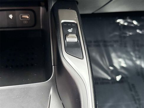 Used 2023 Kia Sorento EX image 27