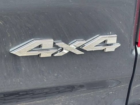 New 2026 RAM 1500 Laramie AWD/4WD image 38