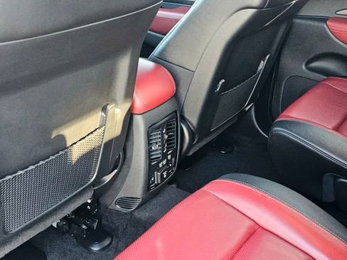 Used 2022 Dodge Durango R/T w/ Blacktop Package image 25