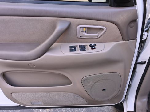 Used 2006 Toyota Tundra SR5 w/ All Weather Guard Pkg image 51