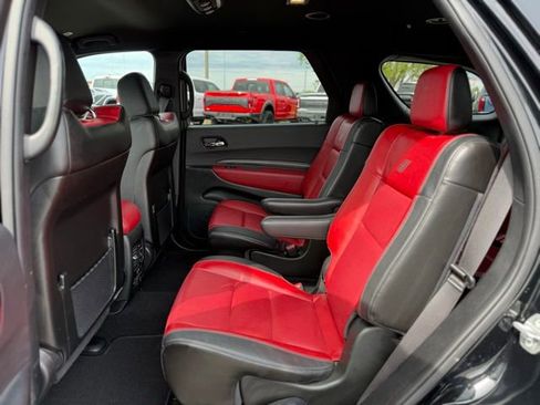 Used 2022 Dodge Durango R/T w/ Blacktop Package AWD/4WD image 16