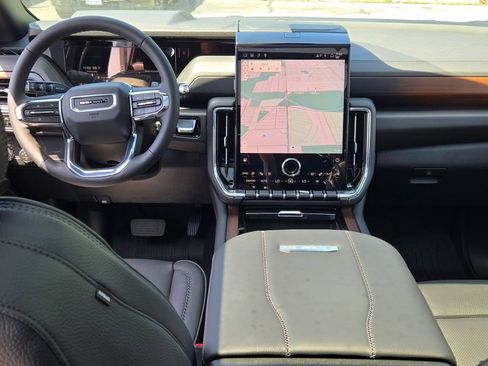 New 2026 GMC Yukon Denali w/ Sun & Power Step Package AWD/4WD image 3
