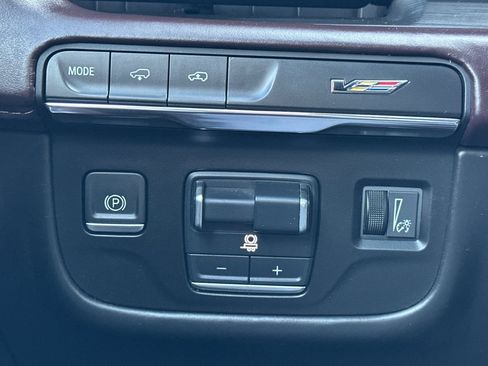 Certified 2023 Cadillac Escalade V AWD/4WD image 38
