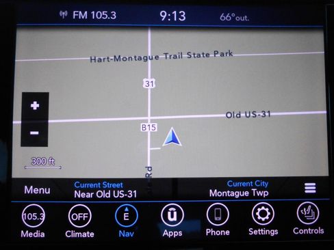 Certified 2018 Chrysler Pacifica Limited FWD image 10
