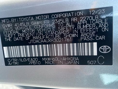 Used 2024 Toyota Prius XLE image 39