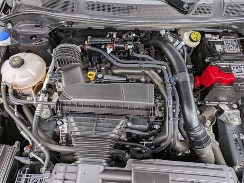 Certified 2025 Lincoln Corsair AWD w/ Equipment Group 101A image 32