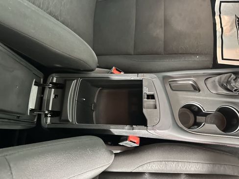 Used 2025 Dodge Durango GT AWD/4WD image 31