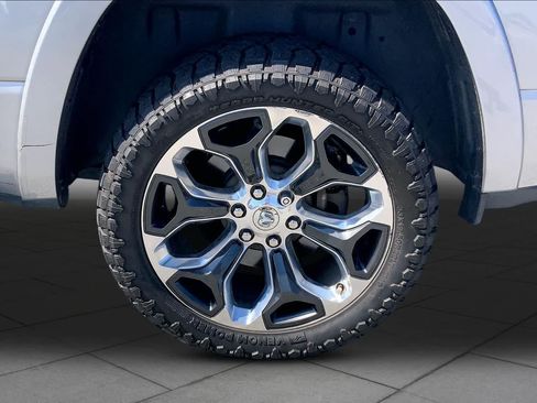 Used 2022 RAM 1500 Limited AWD/4WD image 10