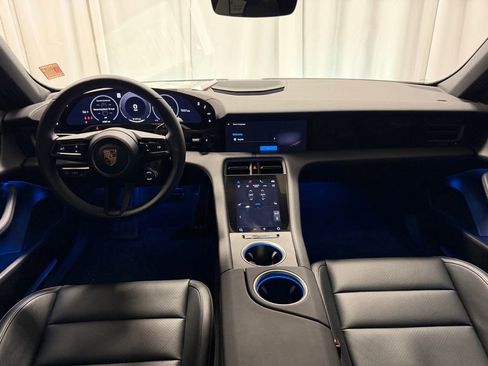Used 2025 Porsche Taycan 4 image 11