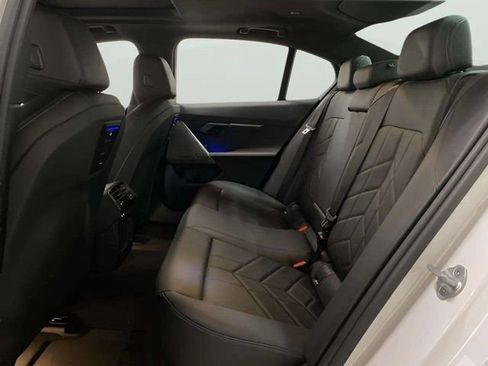 Used 2025 BMW 530i image 70