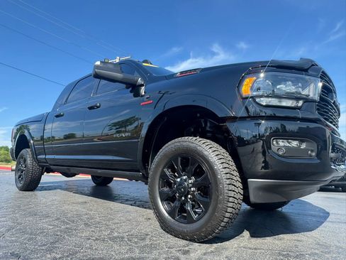 Used 2021 RAM 2500 Limited AWD/4WD image 10