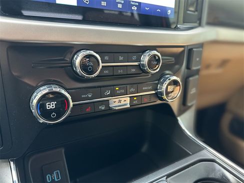 Used 2021 Ford F150 XLT w/ Equipment Group 302A High image 17