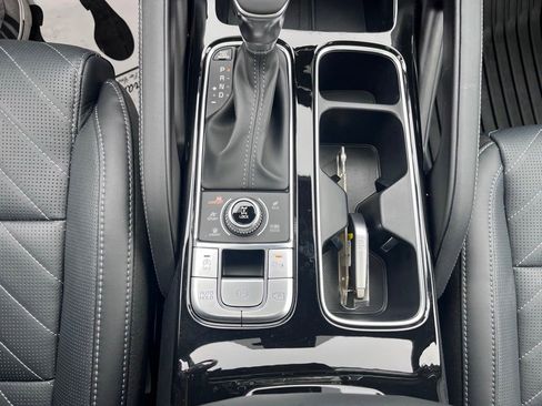 Used 2025 Kia Telluride SX Prestige X-Pro AWD/4WD image 18