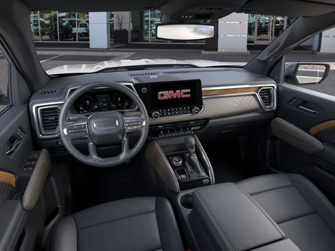 New 2026 GMC Canyon Denali image 15