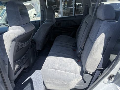 Used 2005 Honda Pilot EX image 10
