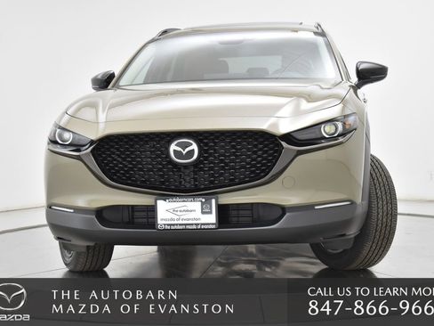 Used 2025 MAZDA CX-30 Carbon image 4