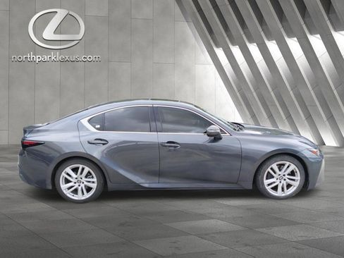 Used 2024 Lexus IS 300 w/ Comfort Package RWD image 4