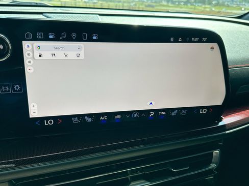 Used 2024 Chevrolet Traverse RS image 18