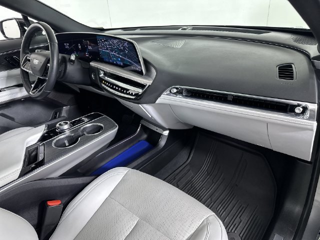 Used 2024 Cadillac Lyriq Luxury AWD/4WD image 30