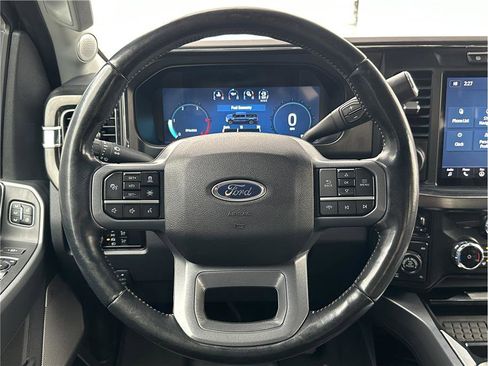 Used 2024 Ford F350 Lariat w/ Lariat Ultimate Package image 16