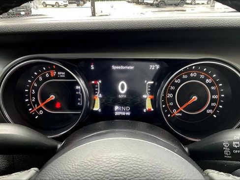 Used 2019 Jeep Wrangler Sport AWD/4WD image 13