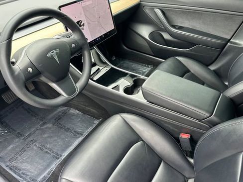 Used 2020 Tesla Model 3 image 10