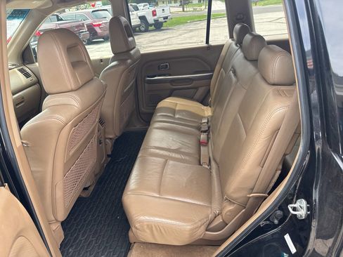 Used 2004 Honda Pilot EX image 10