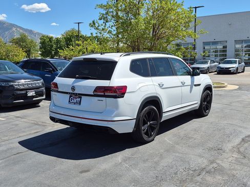 Used 2022 Volkswagen Atlas SEL R-Line AWD/4WD image 3