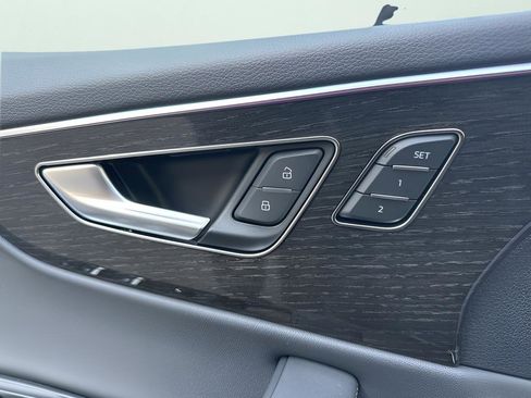 New 2026 Audi Q8 Premium Plus image 9