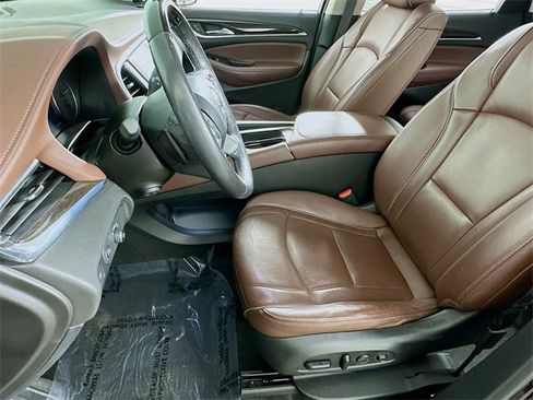 Used 2020 Buick Enclave Avenir w/ Avenir Technology Package image 9