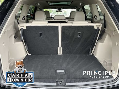 Used 2024 Volkswagen Atlas SEL Premium R-Line image 34