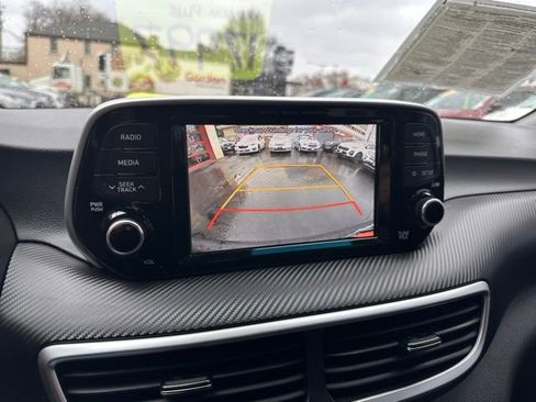 Used 2020 Chrysler Pacifica Touring-L image 5