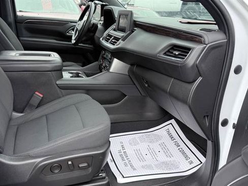 Used 2022 Chevrolet Tahoe 4WD w/ 1FL Safety Package image 32