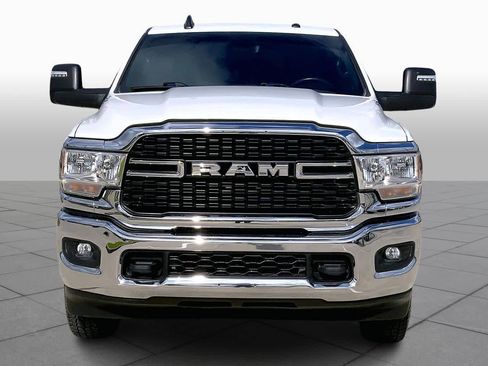 Used 2024 RAM 2500 Big Horn image 4