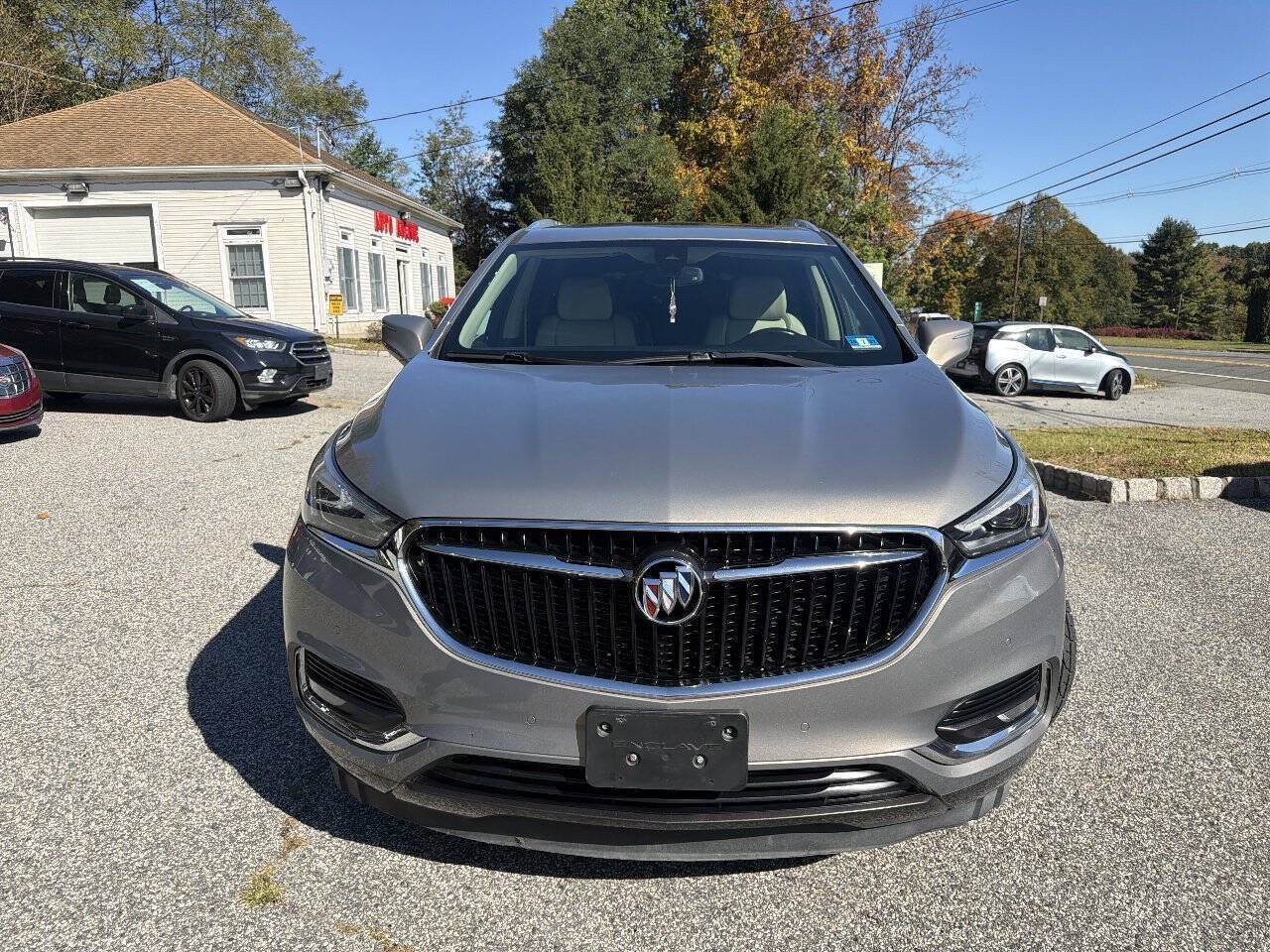 Used 2018 Buick Enclave Premium w/ Experience Buick Package AWD/4WD image 4