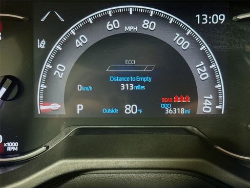 Used 2025 Toyota RAV4 LE FWD image 4