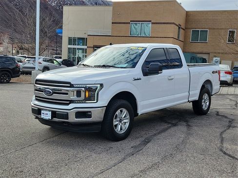 Used 2020 Ford F150 XLT image 2